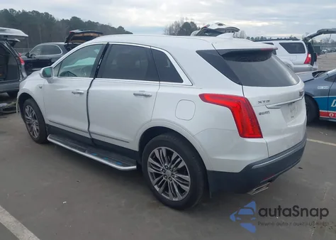 2017 Cadillac Xt5 Premium Luxury z USA, uszkodzony, nr VIN 1GYKNCRS2HZ133571